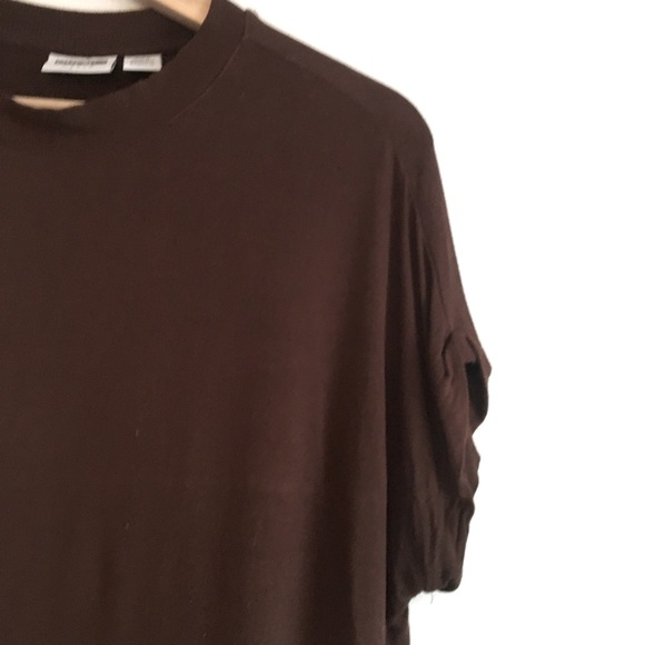 Noisy May Tee (Coffee Brown) - Picture 3 of 5